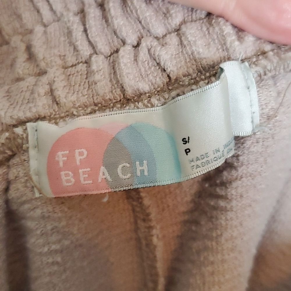 Free People Beach Small Tan/Nude Balloon jogger harem pants - Picture 9 of 10